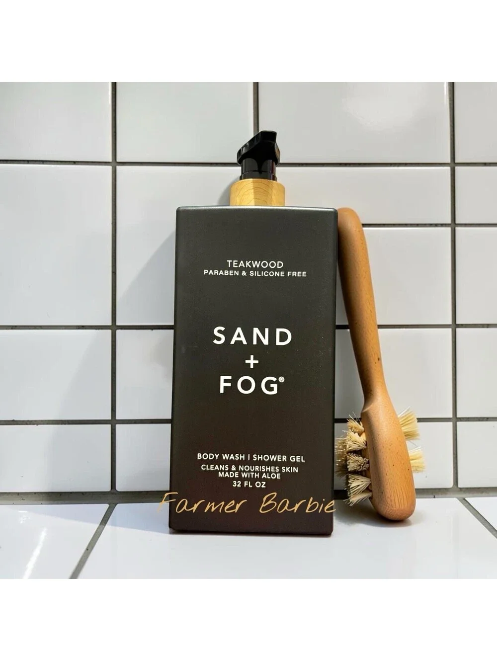 Sand + Fog ~ Teakwood Nourishing Body Wash with Aloe Vera 33 fl oz New